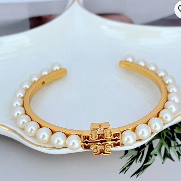 TORI BURCH EMBELLISHED CUFF BRACELET GOLD. - Picture 2 of 14